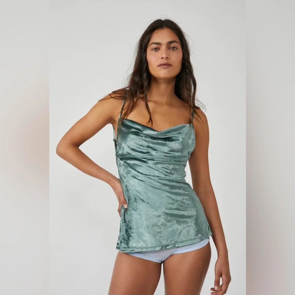 FREE PEOPLE All Night Velvet Knit Tunic size XS